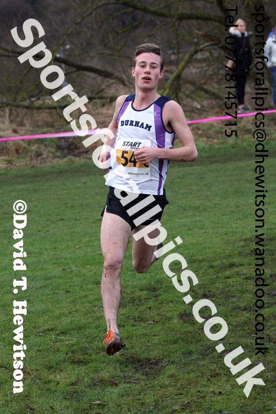 Senior mens Durham Cathedral Cross Country Relays, Maiden Castle, Durham. Photo: David T. Hewitson/Sports for All Pics